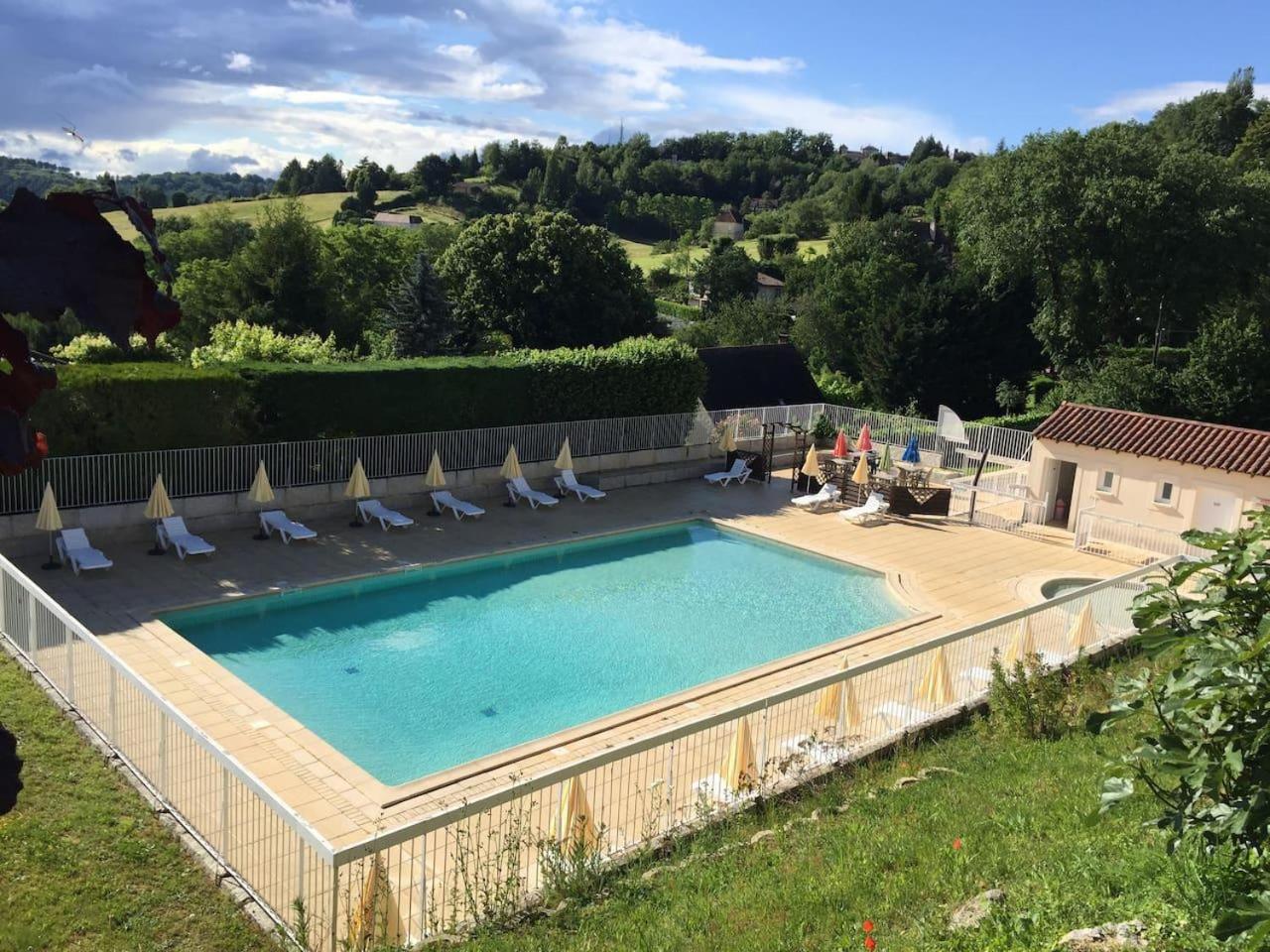 Les Hauts De Sarlat G4 - Clim Piscine Parking Wifi 2 Chambres المظهر الخارجي الصورة
